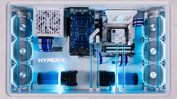 HYPERPC DESK: Эволюция легендарного формата