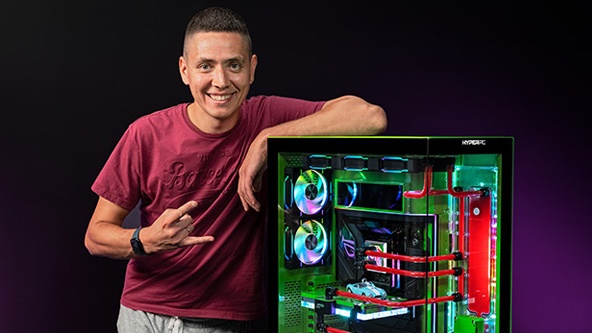 Ильдар Сибгатуллин c HYPERPC EVOLVE CONCEPT