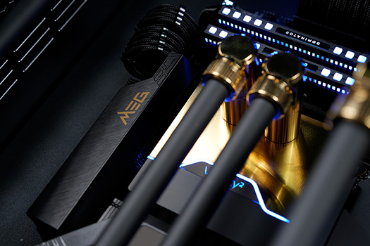 HYPERPC TITAN - Lian Li V3000 Plus Фотографии