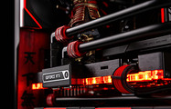 HYPERPC Самурай — водоблок RTX 5090, жёсткие трубки СЖО и красные фитинги