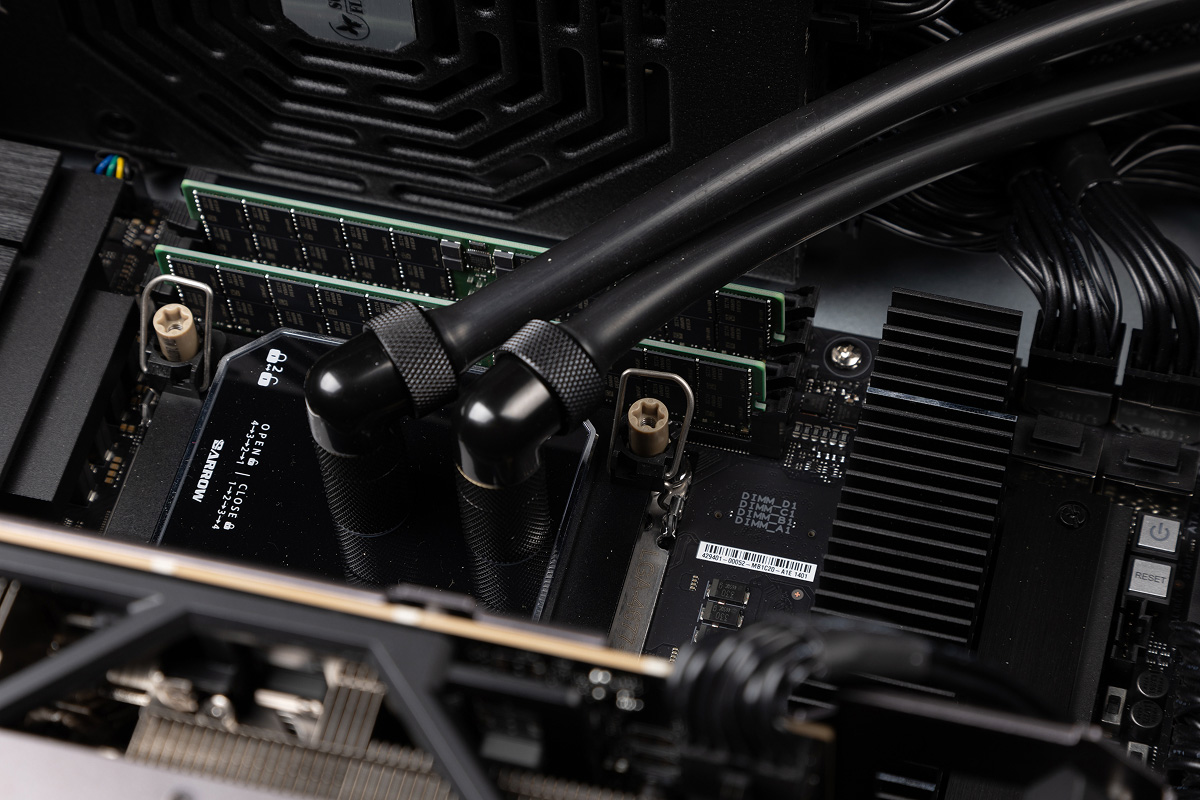 HYPERPC — общий вид сервера