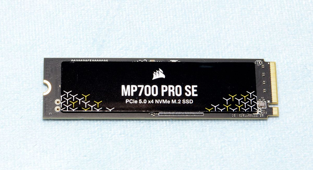 SSD Corsair MP700 PRO