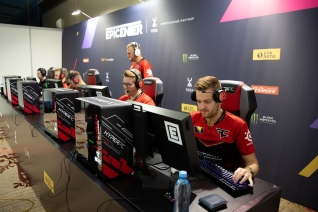 epicenter photo 02