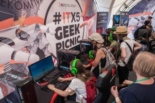 game zone on geek picnic photo 13