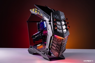 hyperpc-eegene-sagaz-live-photo-02