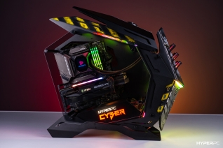 hyperpc-eegene-sagaz-live-photo-03