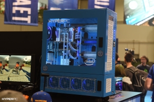 hyperpc on igromir 2016 photo 072