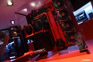 hyperpc on igromir 2016 photo 086