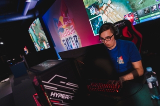 red bull r1v1r runes live photo 04